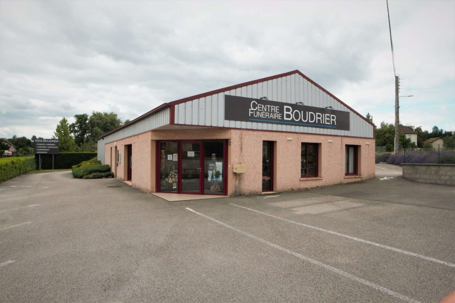 centre funéraire boudrier bourgoin jallieu astreinte décès 24h 7j